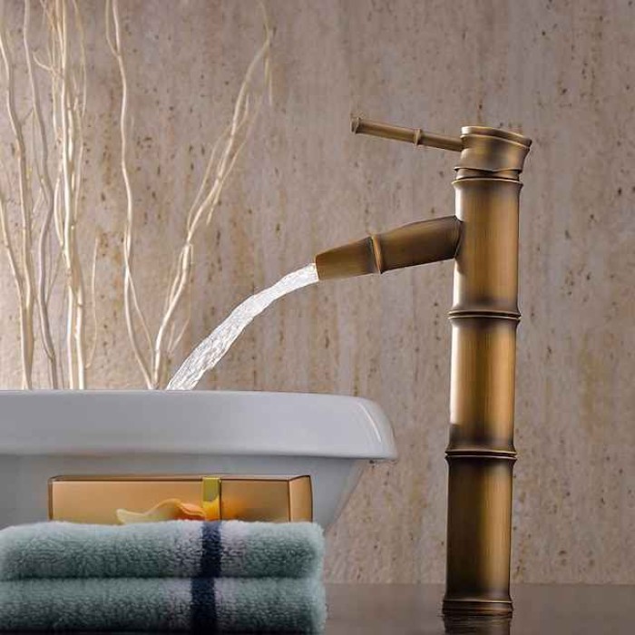 Vintage Bathroom Sink Mixer Faucet, Retro Style Monobloc Washroom Basin Vessel Taps Brass Single Handle Deck Mounted, Traditional with Hot and Cold Water Hose