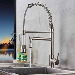 Kitchen Faucet,Brass Chrome Deck Mounted Pullout Spray Contemporary Kitchen Taps with Hot and Cold Switch