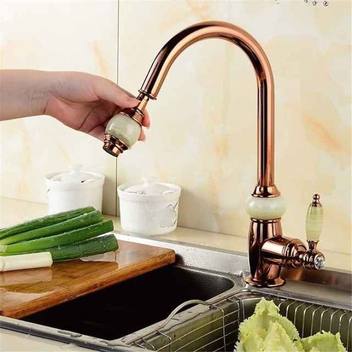 Traditional Kitchen Faucet with Pull Out Sprayer Rose Golden, 360 Swivel Brass Single Handle One Hole Pull Down Kitchen Taps with Hot and Cold Water Vintage Retro Style