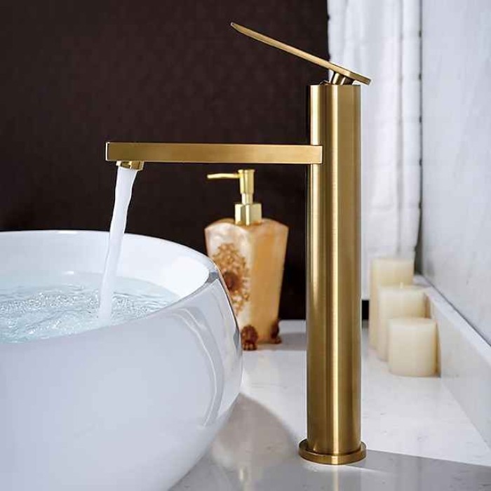 Bathroom Sink Faucet - Single Brushed Gold Centerset Single Handle One HoleBath Taps