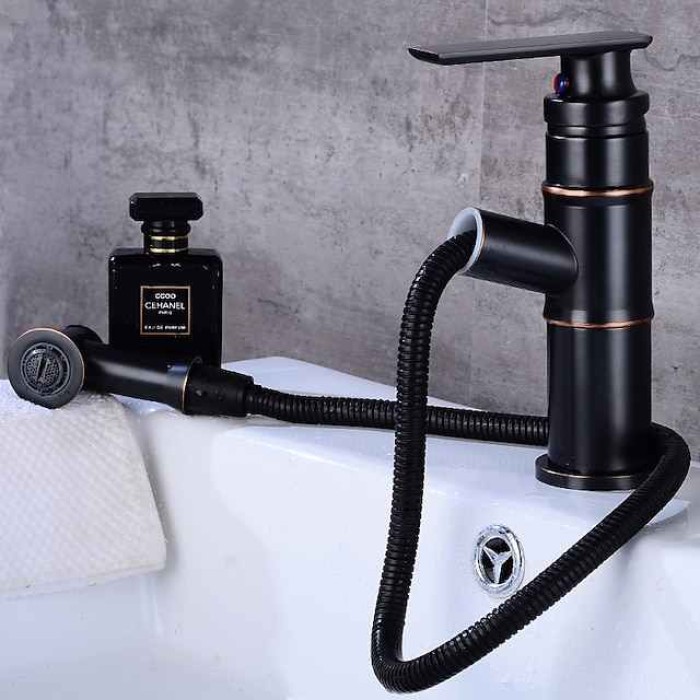 Bathroom Sink Faucet - Pull out Oil-rubbed Bronze / Antique Brass Centerset Single Handle One HoleBath Taps