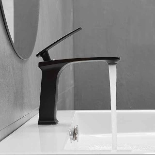 Bathroom Sink Faucet - Classic / Waterfall Nickel Brushed / Electroplated / Painted Finishes Centerset Single Handle One HoleBath Taps