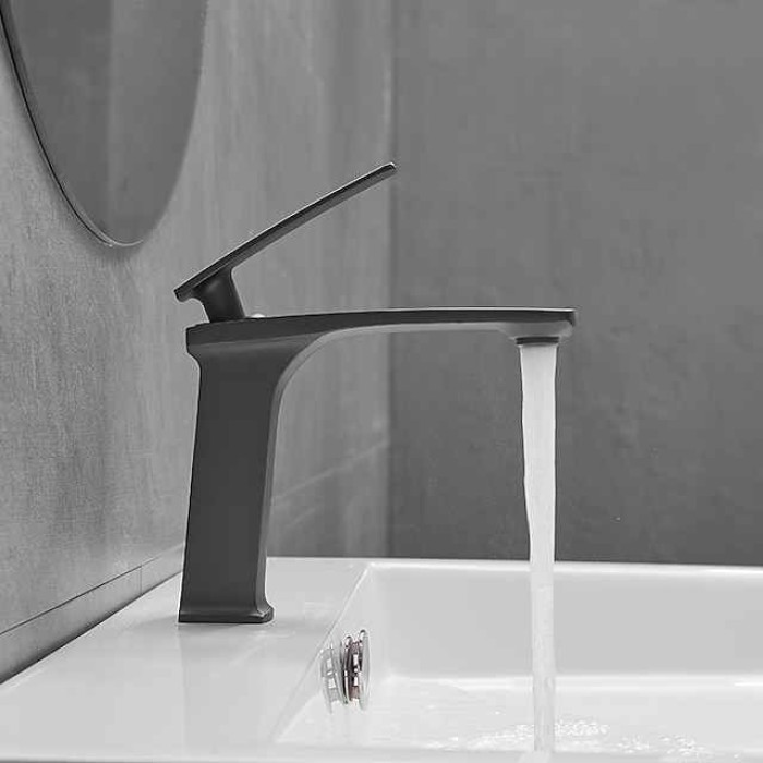 Bathroom Sink Faucet - Classic / Waterfall Nickel Brushed / Electroplated / Painted Finishes Centerset Single Handle One HoleBath Taps