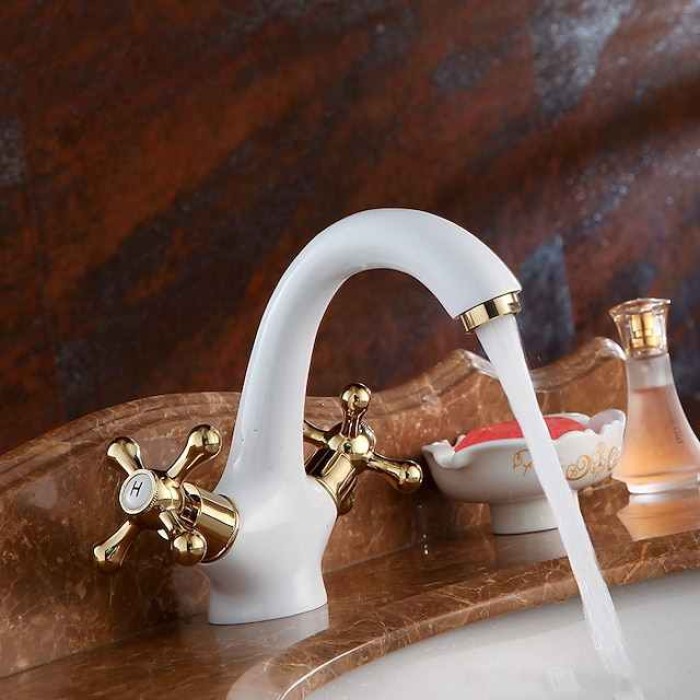 Bathroom Sink Faucet,Classic Electroplated / Painted Finishes Centerset Two Handles One Hole Bath Taps