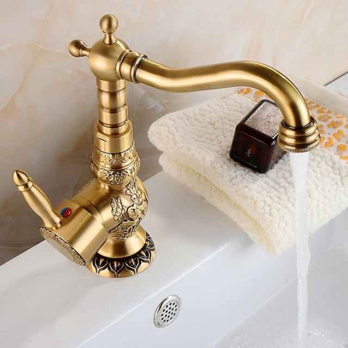 Kitchen faucet - Single Handle One Hole Antique Brass Standard Spout Centerset Retro Vintage Kitchen Taps