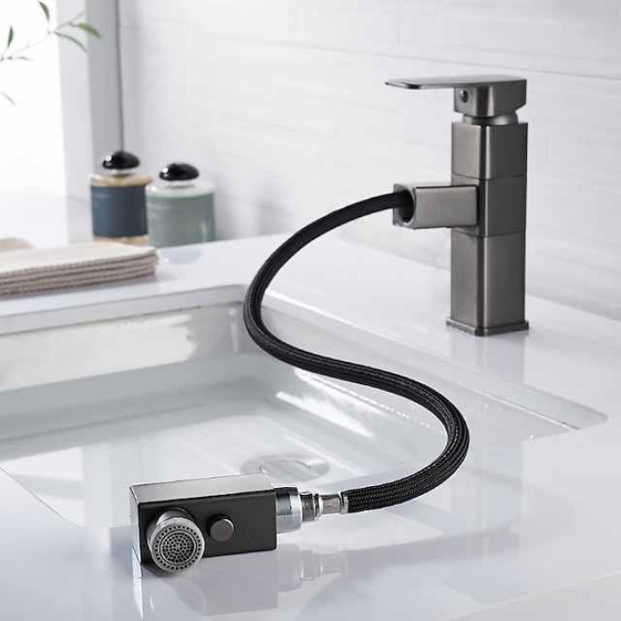 Bathroom Sink Faucet - Rotatable / Pull out / Classic Electroplated / Painted Finishes Centerset Single Handle One HoleBath Taps