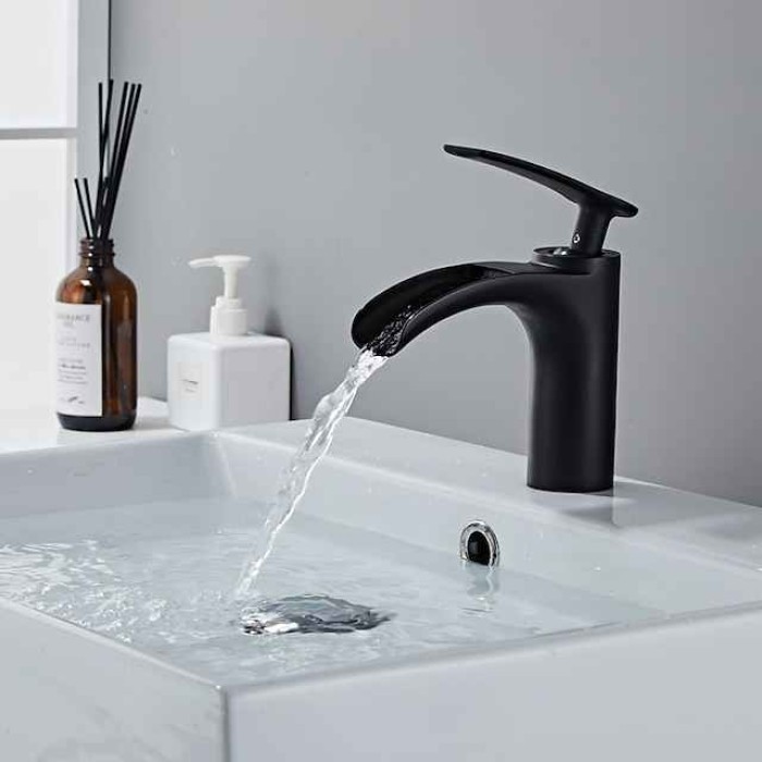 Bathroom Sink Faucet - Waterfall Electroplated Centerset Single Handle One HoleBath Taps