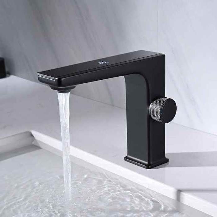 Bathroom Sink Faucet - Classic Chrome / Gun Grey Electroplated / Black / Whiete Painted Finishes Centerset Single Handle One HoleBath Temperature Display Taps