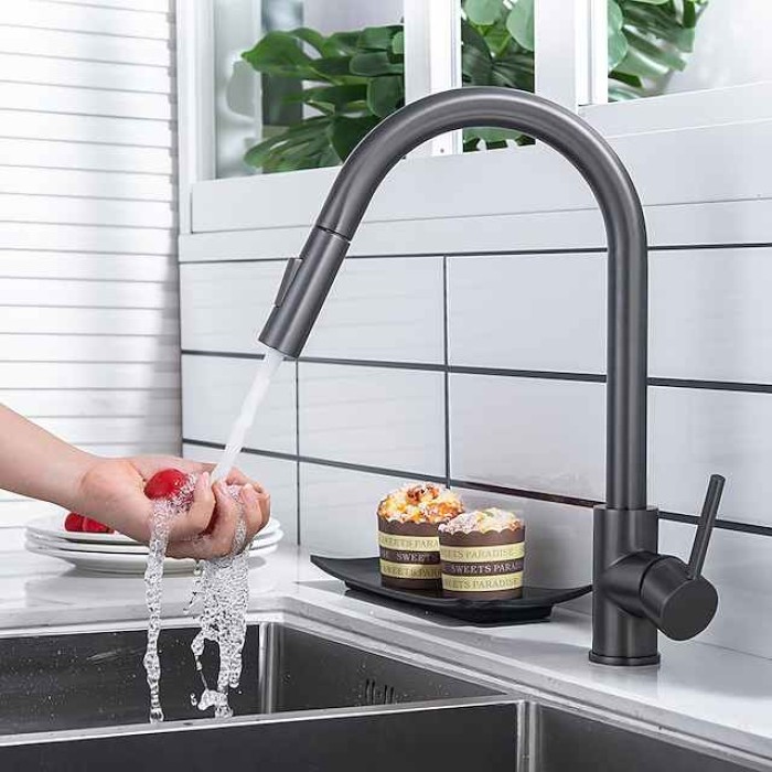 Kitchen Faucet with Pull-out Spray,Single Handle One Hole 2-modes Brass Kitchen Taps