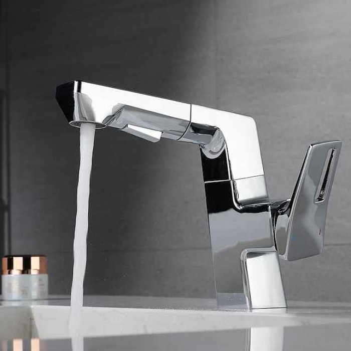 Bathroom Sink Faucet with Pull out Spray Rotatable / Pull out / Classic Electroplated / Painted Finishes Centerset Single Handle One HoleBath Temperature Display Taps