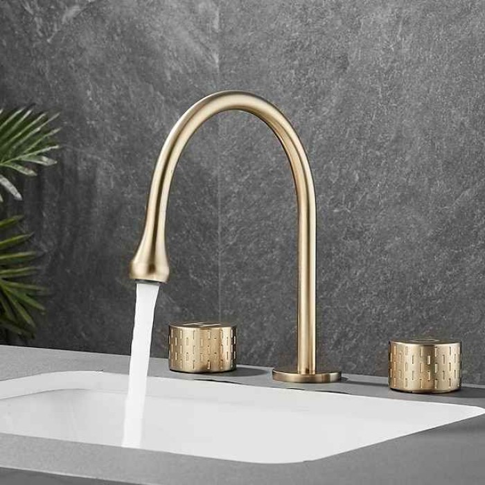 Bathroom Sink Faucet - Rotatable / Classic Electroplated Widespread Two Handles Three Holes Bath Taps