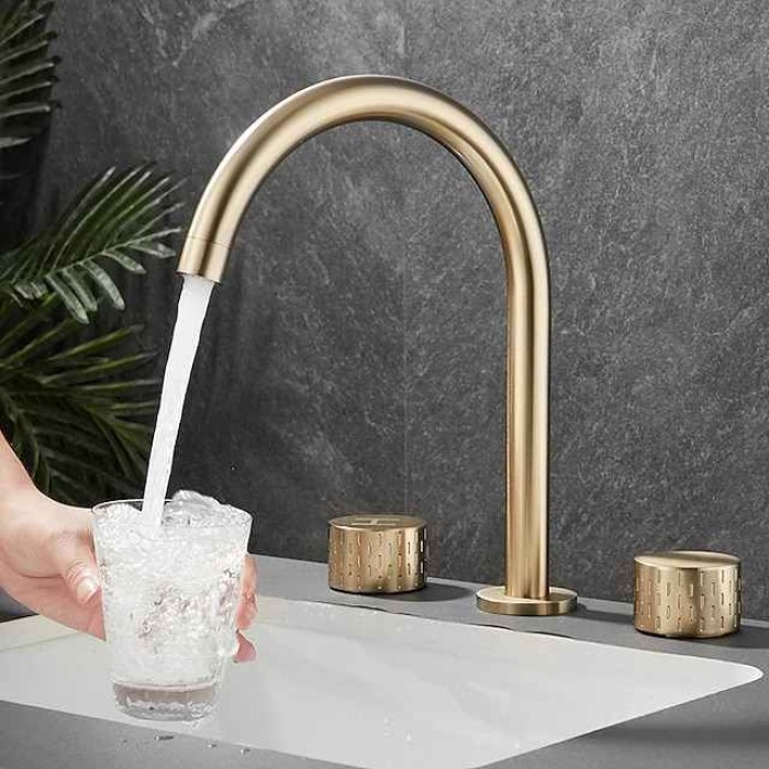 Bathroom Sink Faucet - Rotatable / Classic Electroplated Widespread Two Handles Three Holes Bath Taps