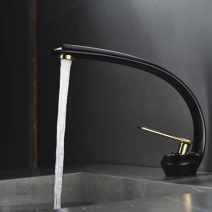 Bathroom Sink Mixer Faucet, Single Handle One Hole Washroom Basin Taps Chrome Finish Bathroom Faucet with Hot and Cold Water Hose