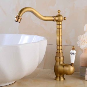 Traditional Kitchen Sink Mixer Faucet with Cold and Hot Hose, Vessel Taps Single Handle